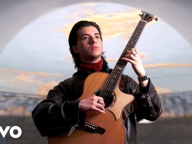 Marcin – Mozart Requiem on One Guitar (Official Video)