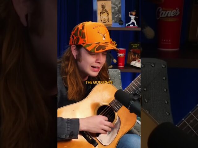 Theo Von Couldn’t Believe This Guitar Performance 🎸🔥 | Billy Strings